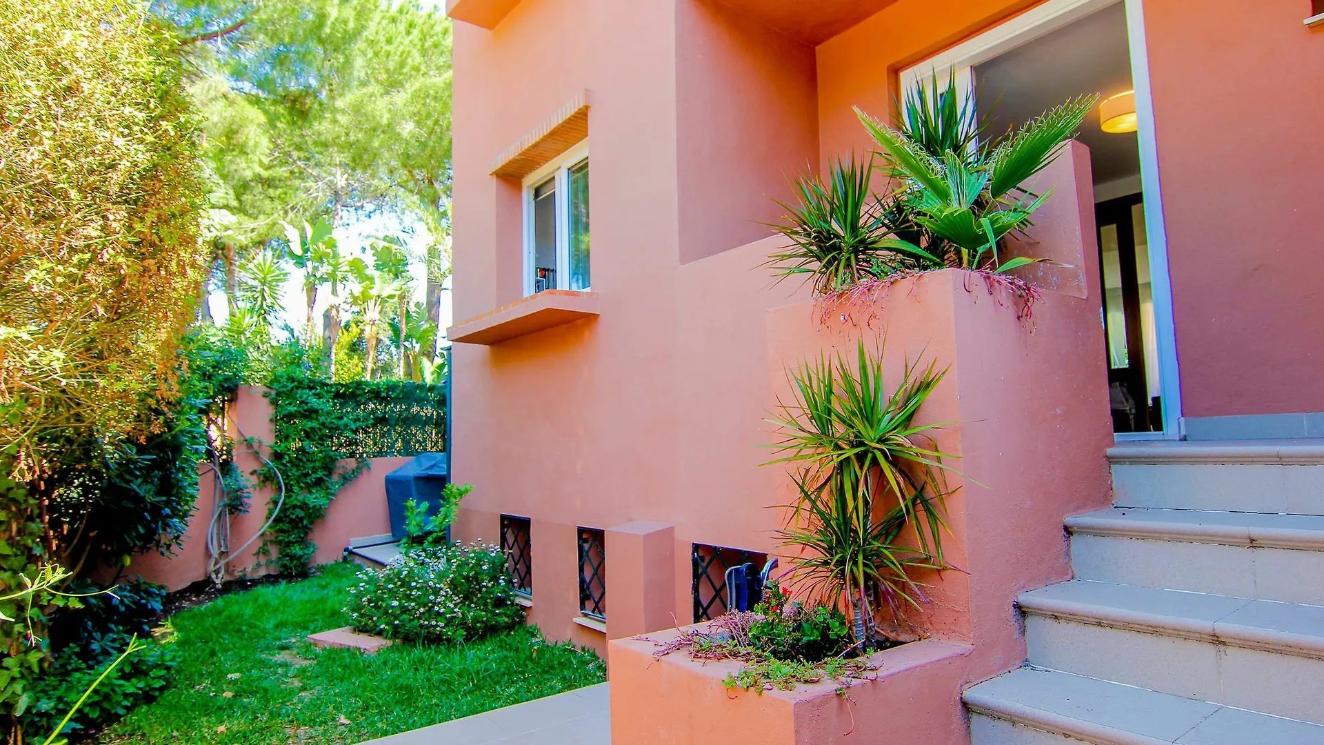 Apartment Oleholidays Adosado Reserva Los Monteros Marbella